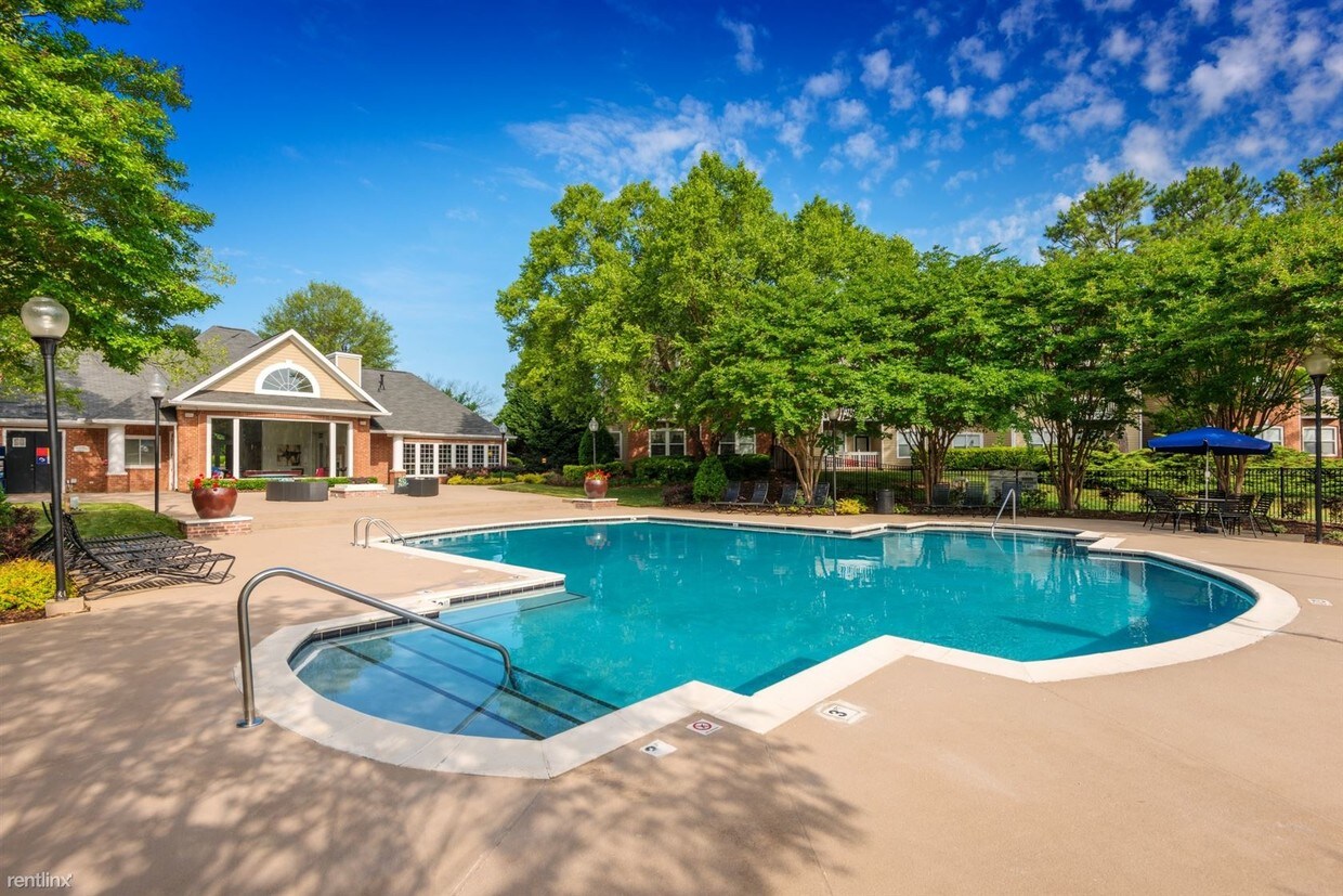 Primary Photo - 13301 Crescent Springs Dr