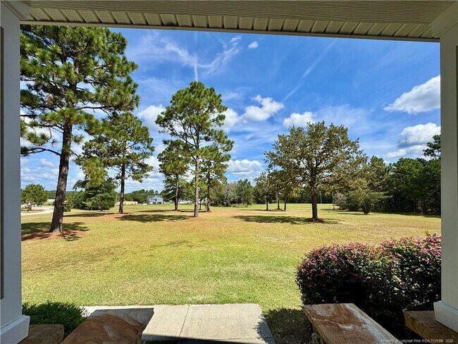 Foto del edificio - 3273 Cameron Hill Rd