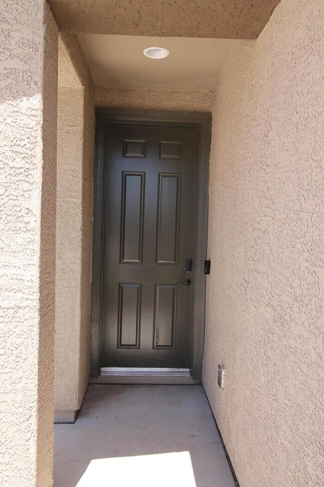 Foto del edificio - 21572 Treasure Rd