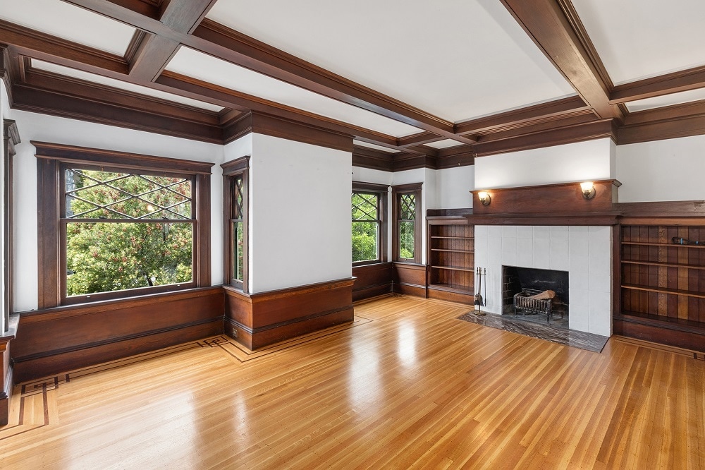 Primary Photo - 1075 Broadway