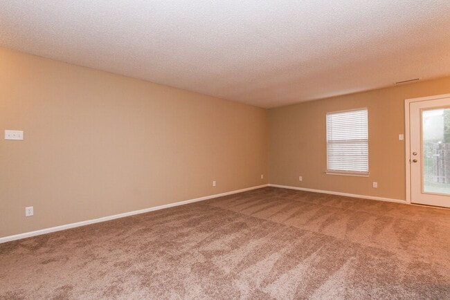 Building Photo - 16711 Aulton Dr