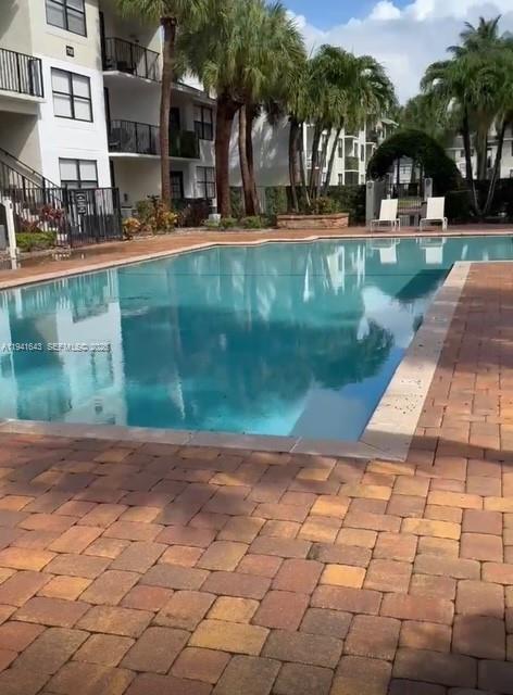 Building Photo - 760 Executive Center Dr