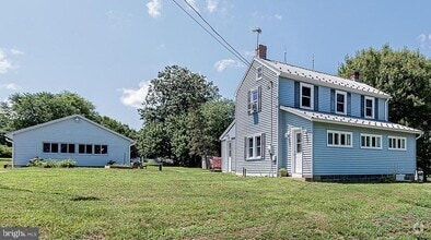 Building Photo - 77 Love Run Rd