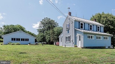 Building Photo - 77 Love Run Rd