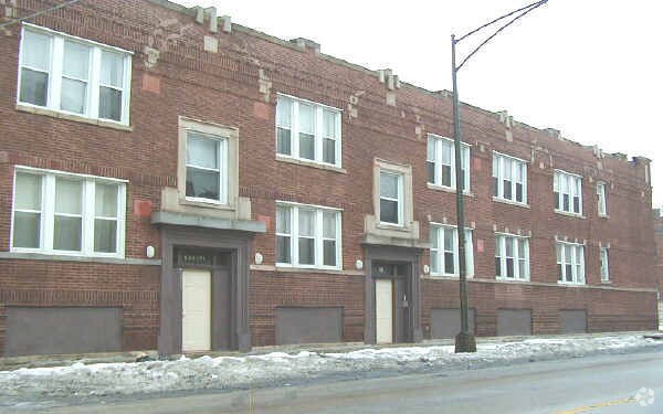 Building Photo - 7601 S Peoria St