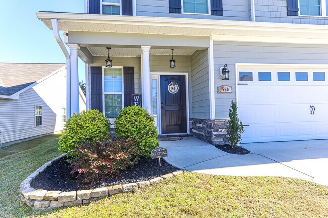 Foto del edificio - 550 Jensen Ln