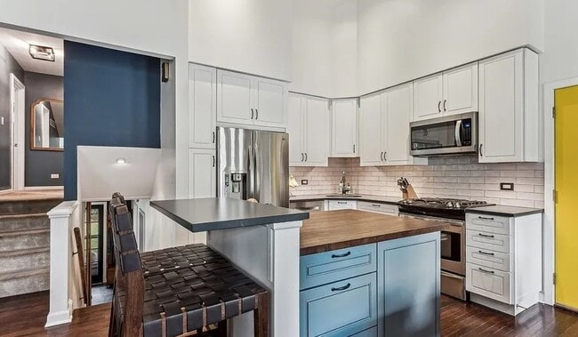 Foto del edificio - 2669 Crawford Ave