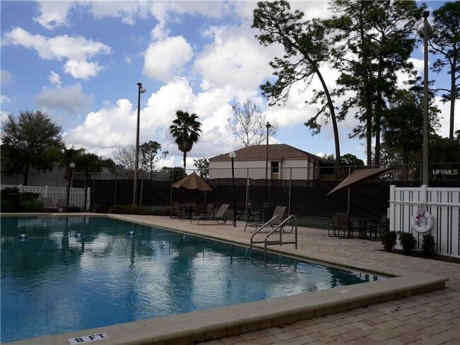 Building Photo - 138 Springwood Cir