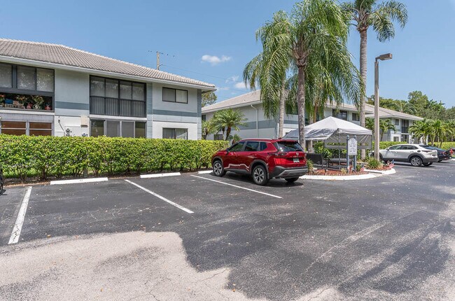 Foto del edificio - 15011 Ashland Cir