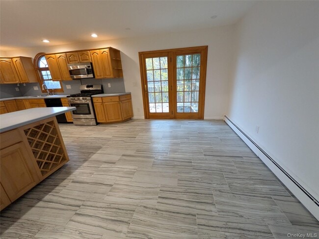 Building Photo - 29 Astor Pl