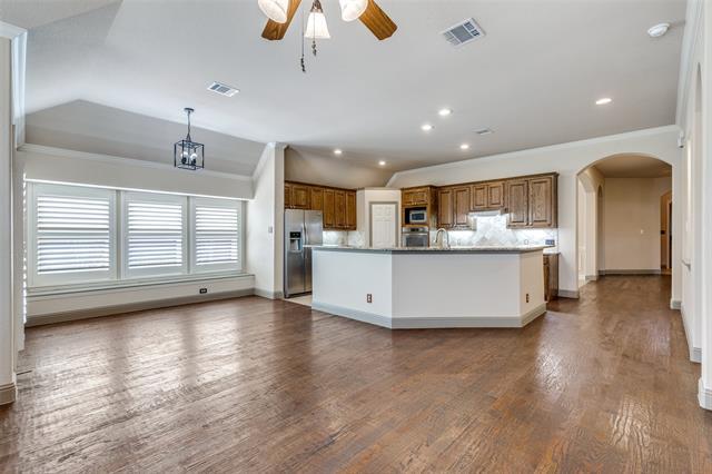 Foto del edificio - 15600 Fire Creek Ln