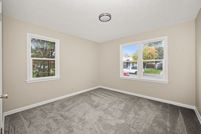 Foto del edificio - Newly renovated 3bd 2bath Shadle Rancher M...