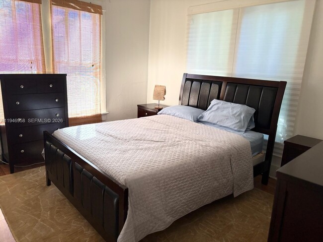 Foto del edificio - 1244 SW 13th Ct