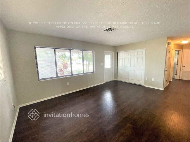 Building Photo - 3620 Bali Dr