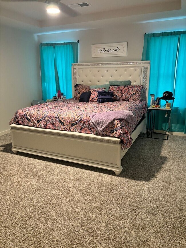 Foto del edificio - 3 Bedroom Townhome in Calera