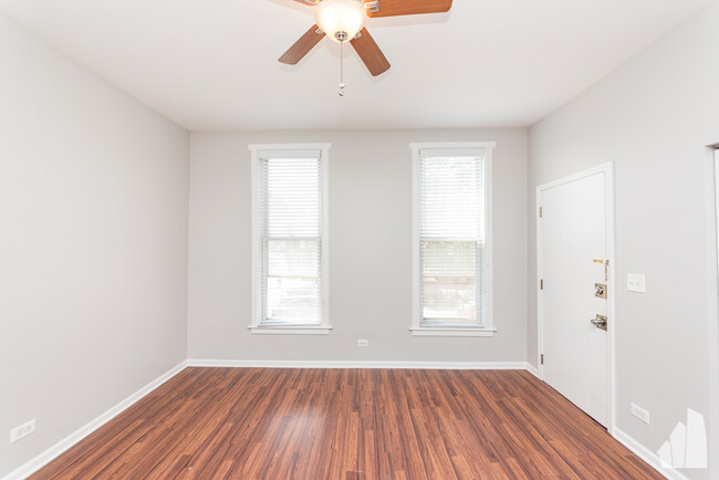 Foto del edificio - 948 W Willow St
