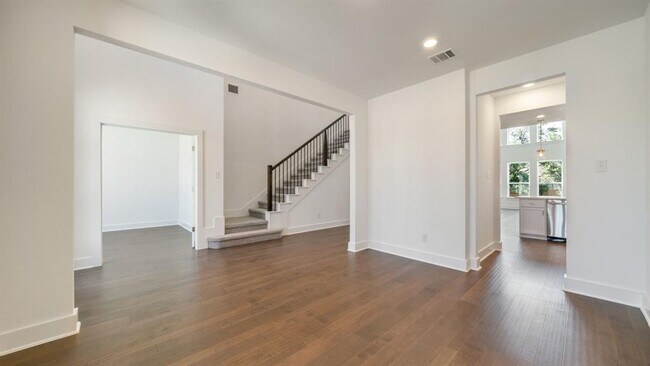 Foto del edificio - 1412 Mulberry Oak Ln