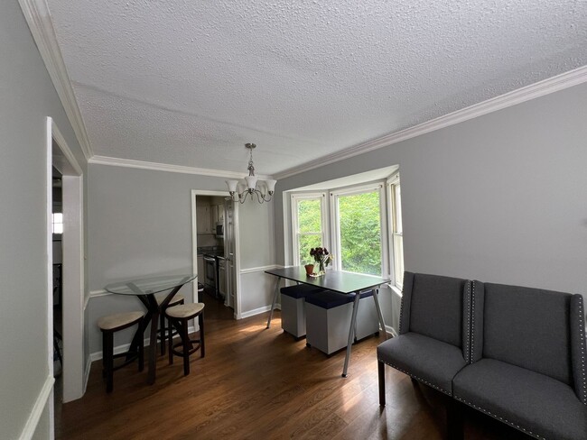 Building Photo - 4131 Kaplan Dr