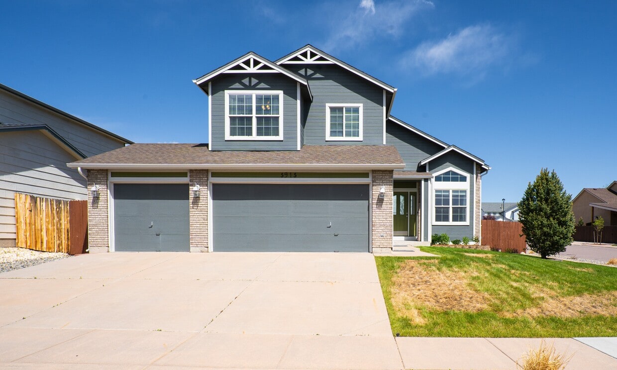 Foto principal - 5915 Pioneer Mesa Dr