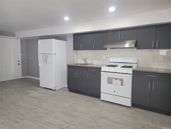 Foto del edificio - 140-03 Jewel Ave