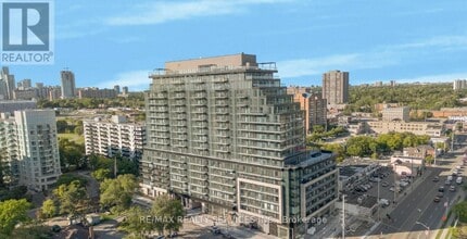 Building Photo - 3009-3009 Novar Rd