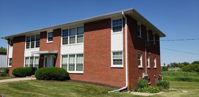 Foto del edificio - 7656 Van Ryen Ct