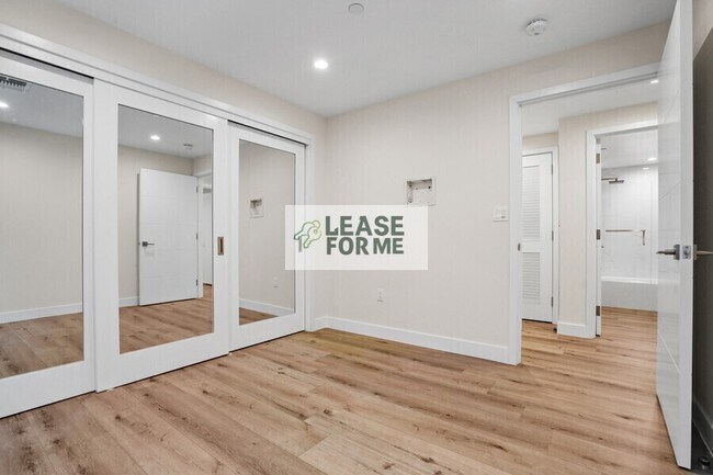 Foto del edificio - 846 S Mariposa Ave