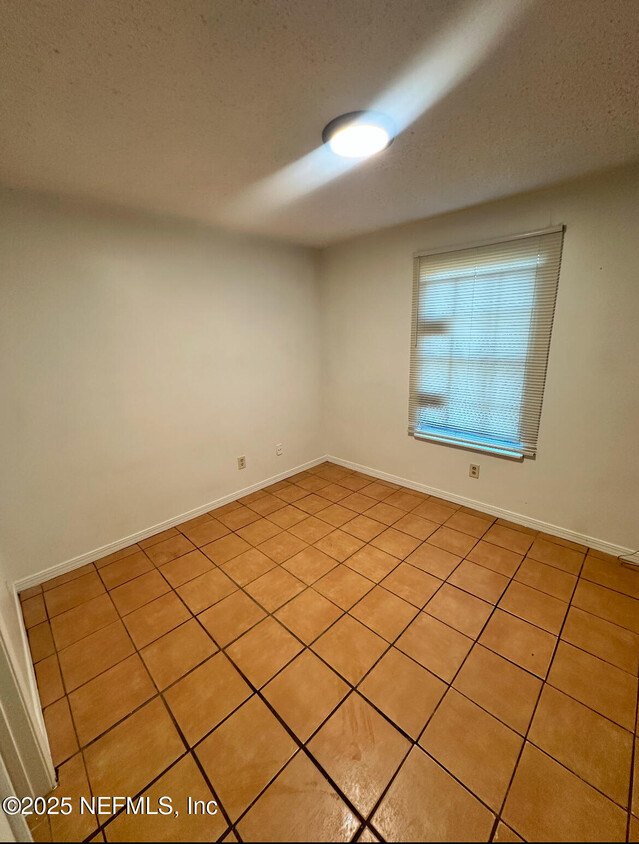 Building Photo - 6511 San Juan Ave