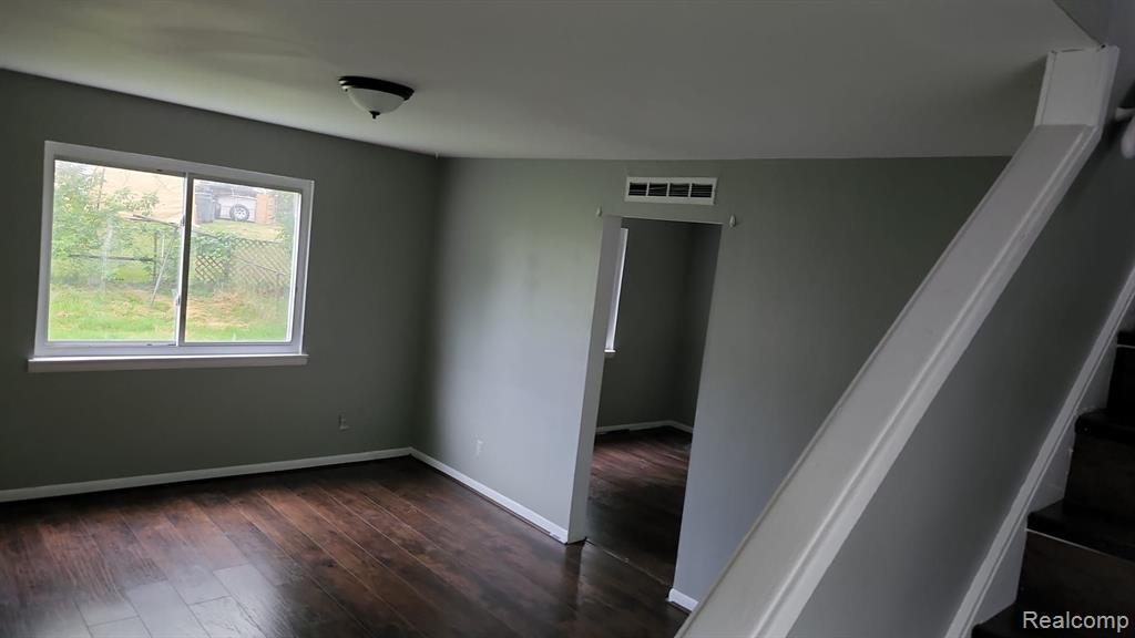 31511 Alpena Ct, Westland, MI 48186 House Rental in Westland, MI