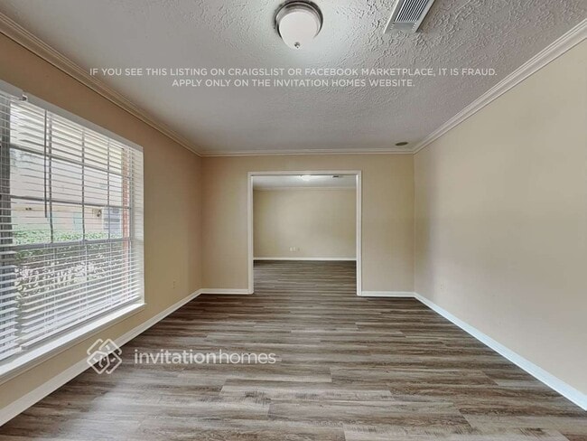 Building Photo - 4707 Lost Oak Dr