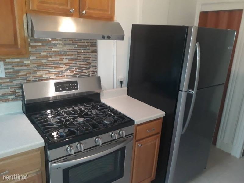 Building Photo - 1 br, 1 bath House - 1599A Pacific St