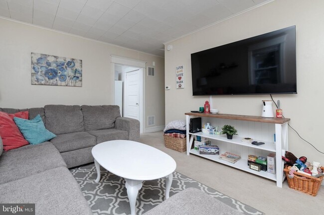 Foto del edificio - 10 E Linden Ave