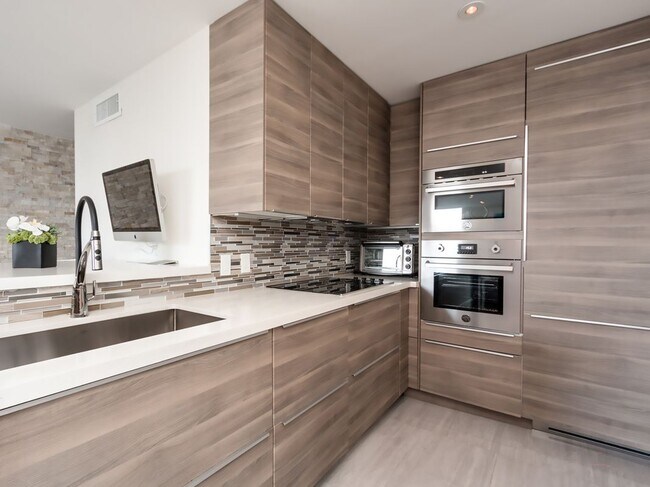 Foto del edificio - 888 Intracoastal Dr