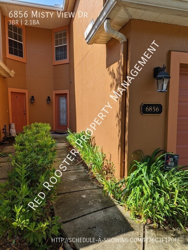 Foto del edificio - 3 bedroom townhouse, Lakeside community, P...