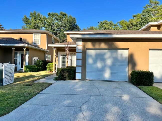 Building Photo - 1311 Treasure Cove