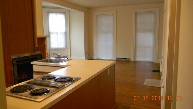 Foto del edificio - 418 N High St