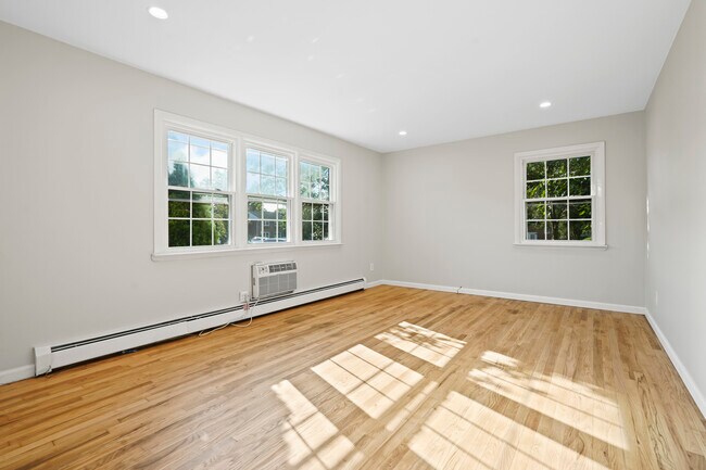 Foto del edificio - 364 Westwood Ave