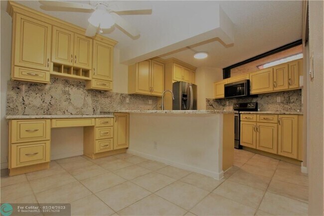 Building Photo - 8129 Severn Dr