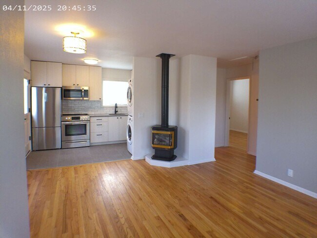 Photo - 3712 SE 56th Ave Townhome