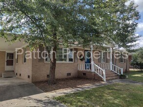 Building Photo - 409 Karlaney Ave