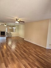 Building Photo - 9797 Leawood Blvd