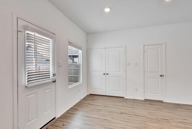 Foto del edificio - 1436 Weatherford Ln