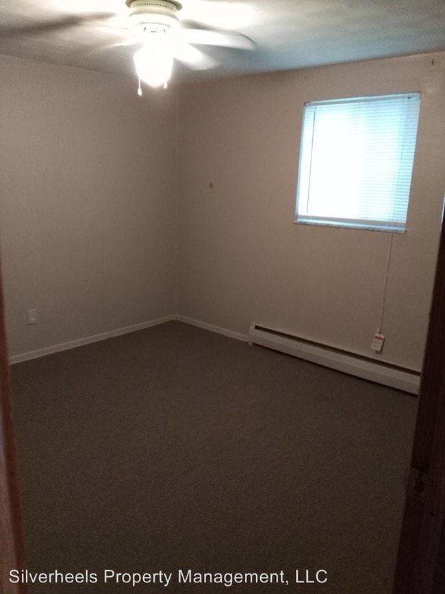 Building Photo - 409 Oneal St