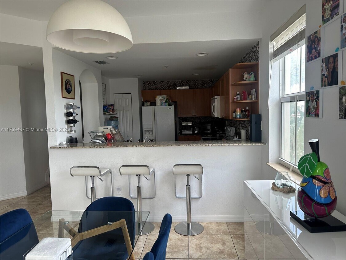 Primary Photo - 8999 NW 107th Ct