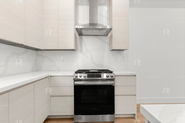 Foto del edificio - 1539 - 1547.5 Hi Point St