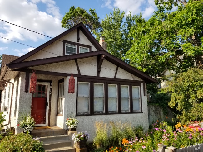 Building Photo - 1610 Lagoon Ave