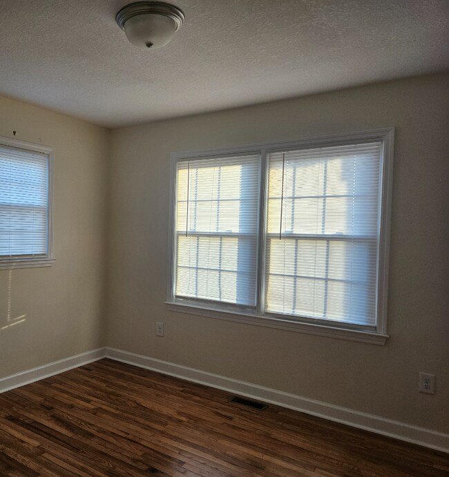 Foto del edificio - 3992 Mark N Smith Rd