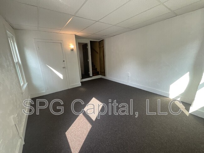 Foto del edificio - 219 N Pine St
