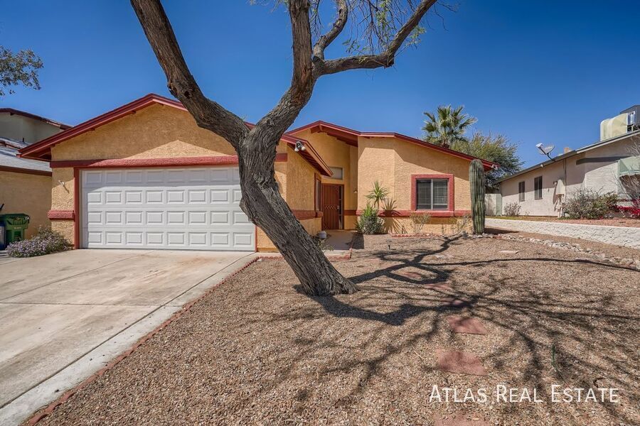 Foto principal - 2960 W Yorkshire St