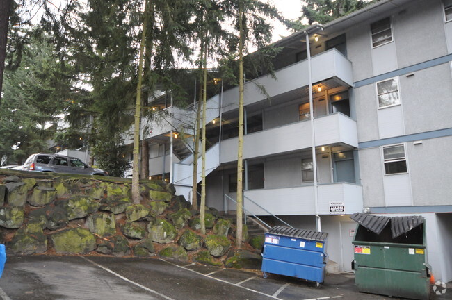 Building Photo - Linden II Apartments